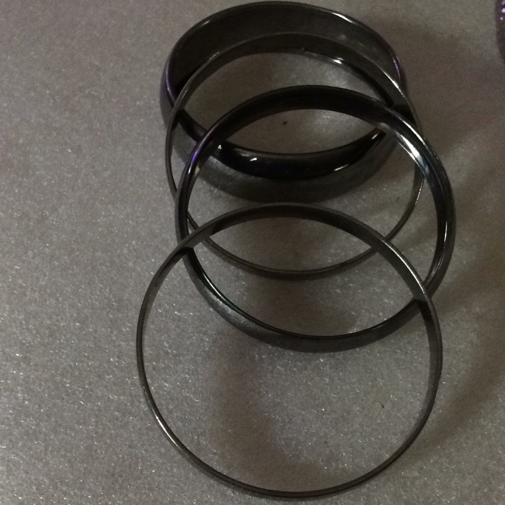 4 radiation bangle